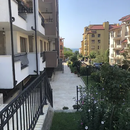Seaview Deluxe Studio Sweti Wlas